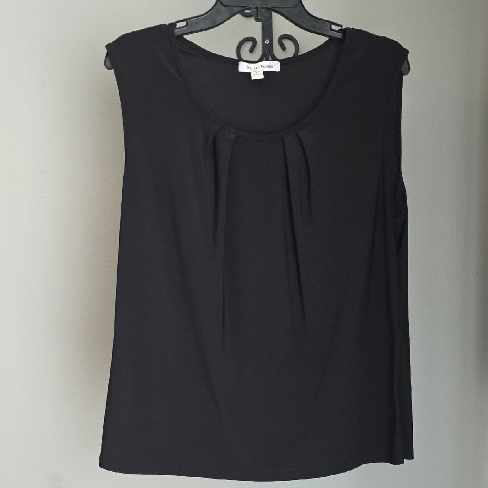 Studio Works Black Sleeveless Tank Top Large